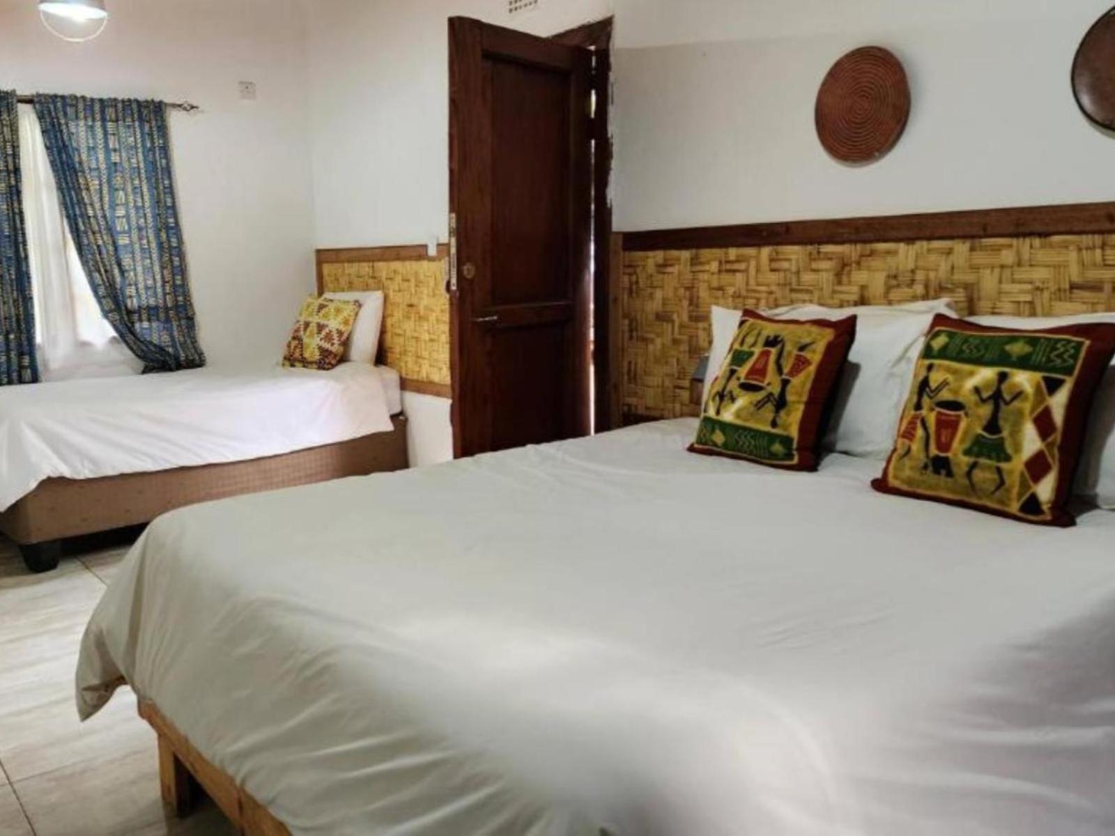 Nxabii Cottages Kasane Room photo