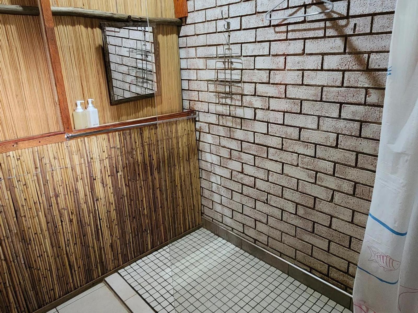 Nxabii Cottages Kasane Room photo